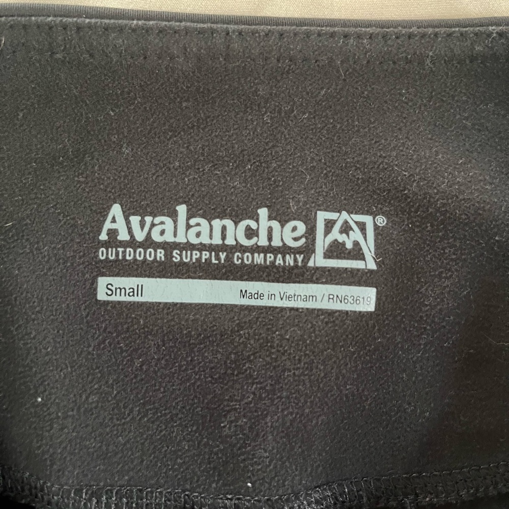 Avalanche Black Leggings